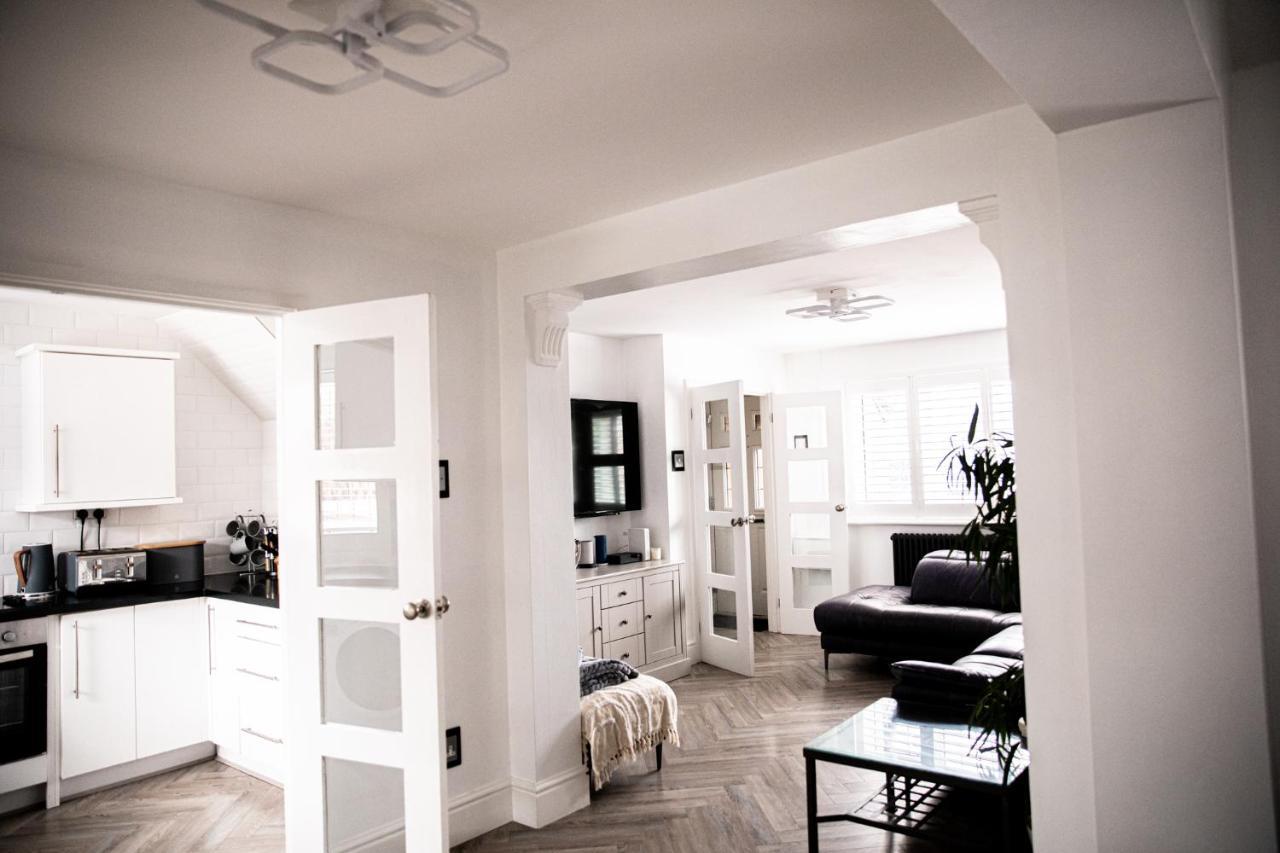 Inviting 3-Bed House In Manchester Eksteriør bilde